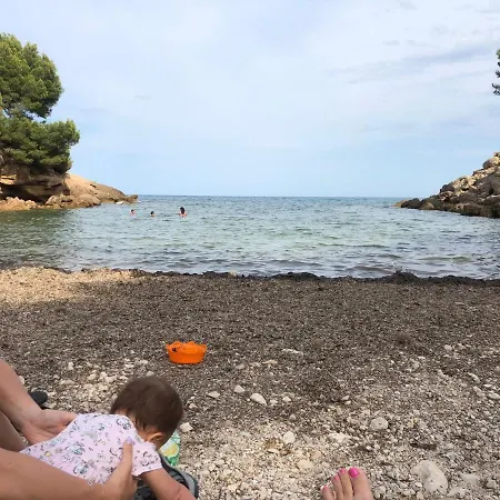 Calafat, A 2 Minutos A Pie De Cala Llobeta